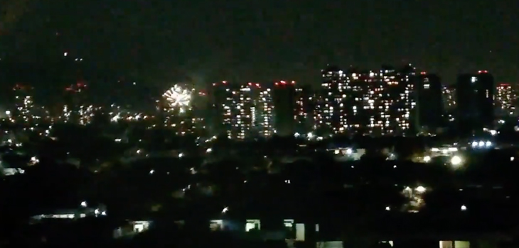 Reportaron fuegos artificiales a lo largo del país: se trataría de convocatoria de hinchas de 'U'