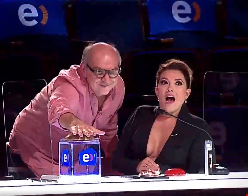 Luis Gnecco botón dorado