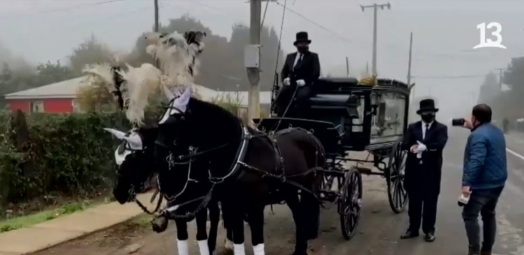 Carruaje que llevó el cuerpo de Tomás Bravo estuvo presente también en funeral de Emilio en Longaví