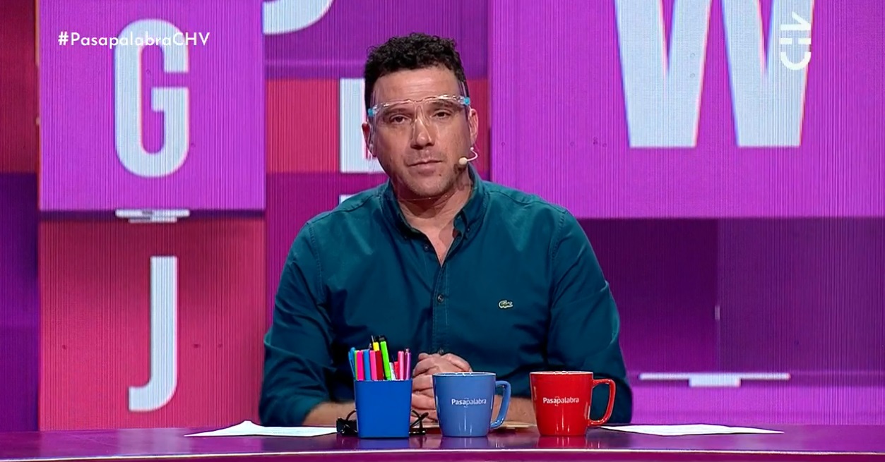 Aseguran que animador Julián Elfenbein tuvo que someterse a delicada operación