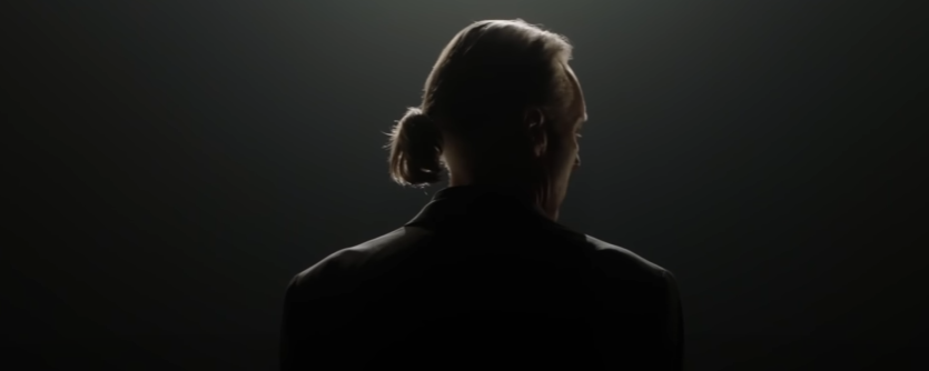 Nuevo teaser de cuarta temporada de 'Cobra Kai' revela vuelta de mítico villano