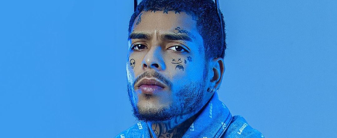 Cantante brasileño MC Kevin murió a los 23 años tras saltar desde quinto piso a una piscina en Río