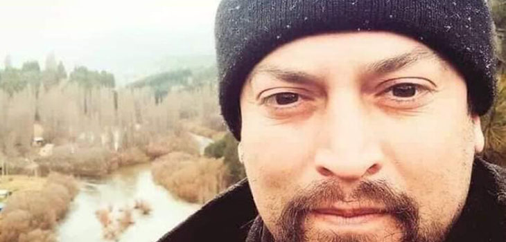 Madre de joven desaparecido en Castro apunta a sus amigos mochileros: 