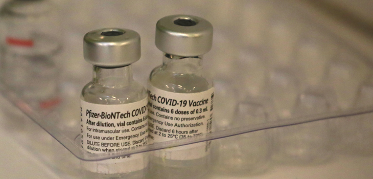 COVID-19: Sinovac y Pfizer-BioNTech muestran en Chile un 90% y 98% de efectividad en vacunas