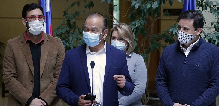 Diputados anuncian interpelación al ministro Enrique Paris: 