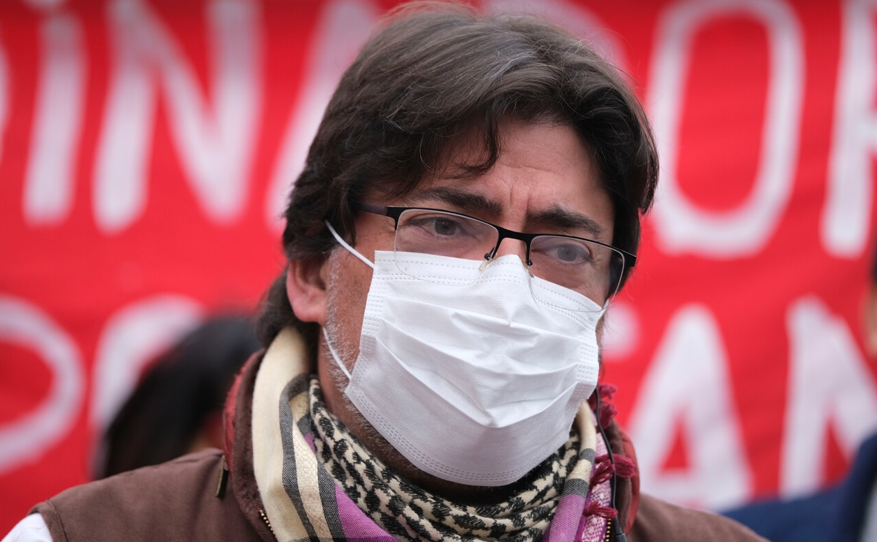 Viralizan polémico anuario de Jadue en el Liceo Alemán: compañeros lo definían como “antisemita”