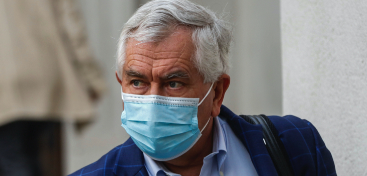 ¿Cambios en el plan 'Paso a Paso? Minsal evaluó junto a 140 organizaciones eventuales modificaciones