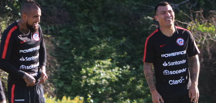 Marcelo Ríos se fue en picada contra Maripán en divertido Live con Gary Medel y Arturo Vidal