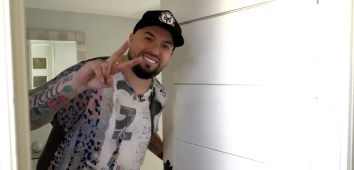 Rigeo mostró su casa en 'La Divina Comida': sorprendió con gran colección de zapatillas