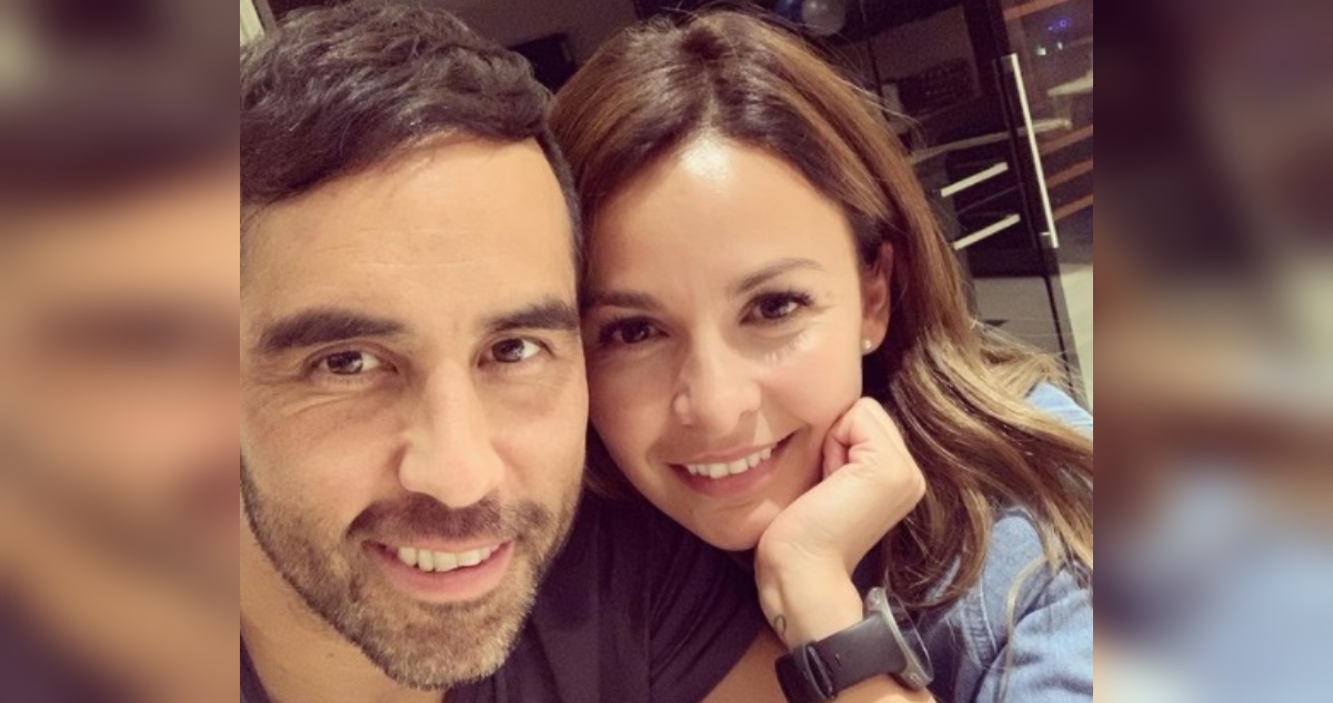 Hace 21 años: Carla Pardo recordó el inicio de su romance con Claudio Bravo publicando inédita foto
