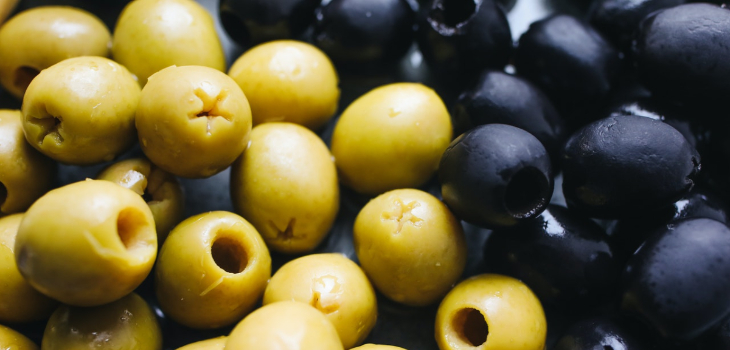 ¿Aceitunas verdes o negras? Conoce sus propiedades, diferencias y cuál es la más saludable