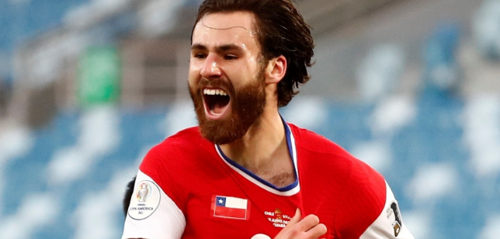 Golazo de Brereton se festejó al ritmo de Karen Paola en redes de la Roja: 