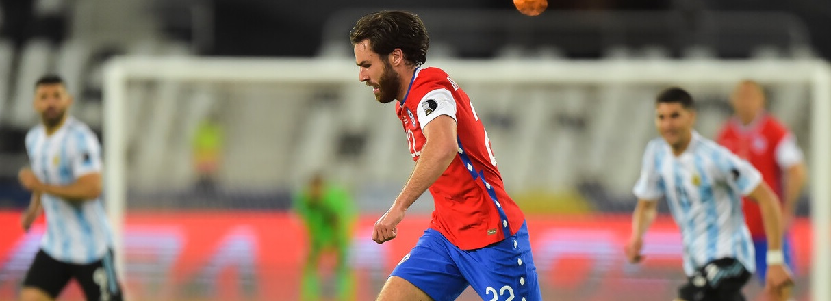 Medios argentinos indignados por 'provocativo' tuit de La Roja sobre Brereton: 