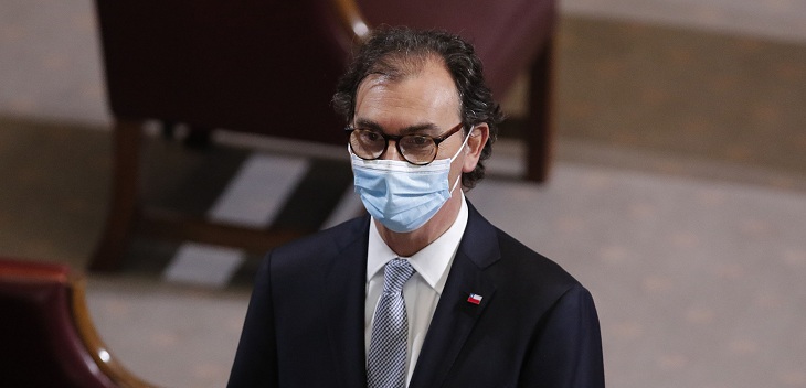 Ministro Figueroa se lanzó contra sostenedores que no reabren colegios: 