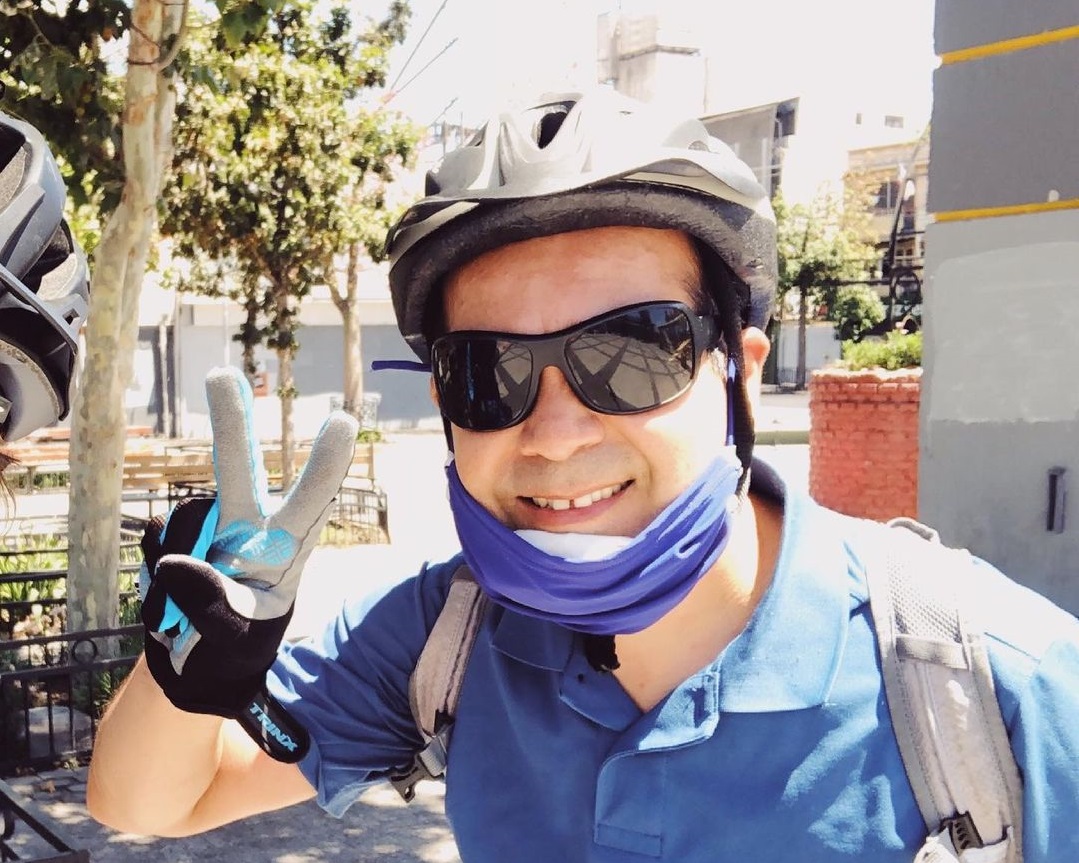 Piden oraciones para periodista de 