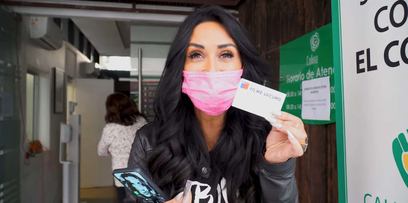 Pamela Díaz documentó el proceso de su vacunación: tres intentos fallidos y el reto de una enfermera