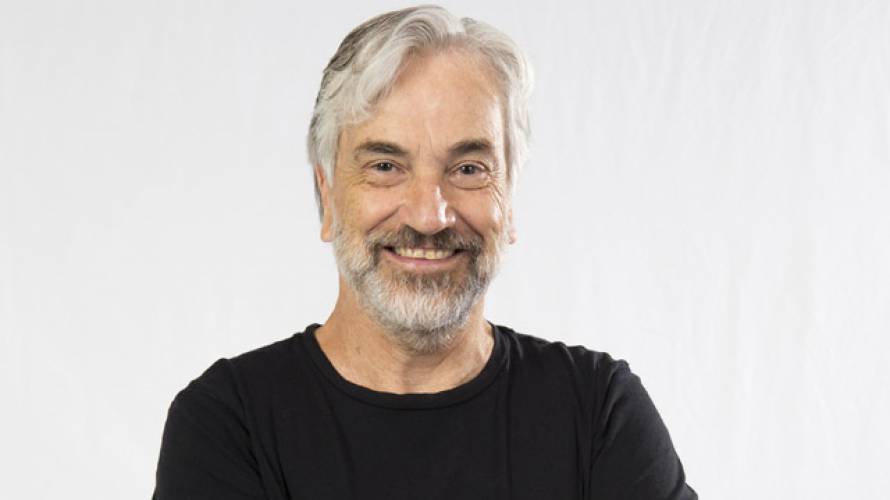 Francisco Reyes compartió breve video de grabaciones de Secretos de Familia con pequeña aclaración