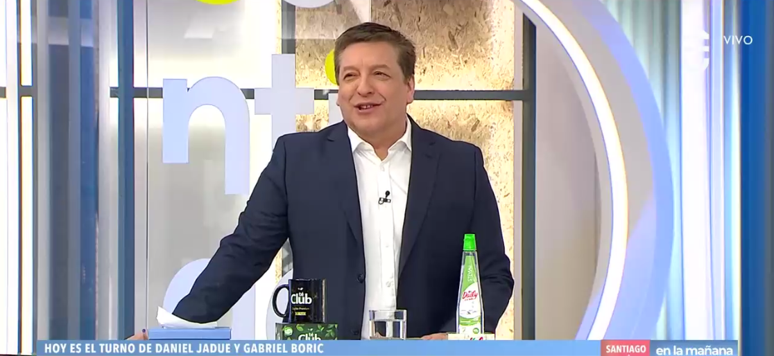 JC Rodríguez explicó ausencia de Monserrat Álvarez en CHV y troleó look de candidatos en debate