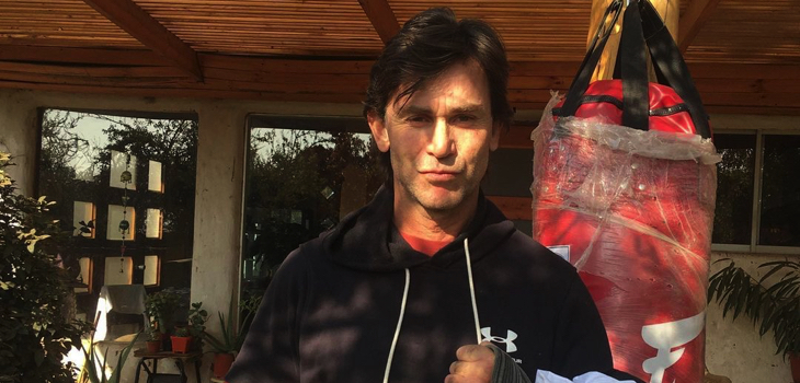 Remigio Remedy compartió foto de su hijo de 25 años y seguidores coincidieron en que son 'igualitos'