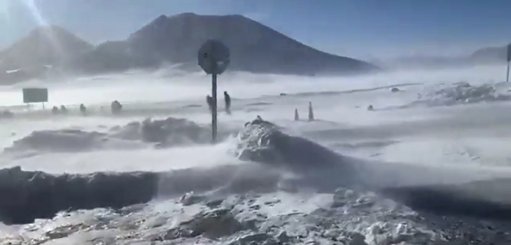 Carabineros rescató a 12 personas con principio de hipotermia en cercanías de frontera con Bolivia