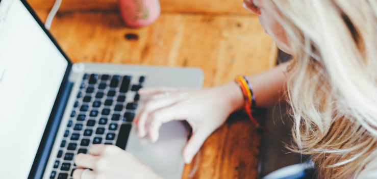 Sanación online: cómo una terapia a distancia puede retornar el bienestar a las madres