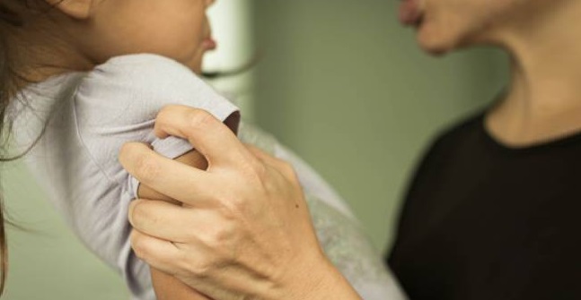 Defensoría de la Niñez denunció maltrato infantil en clase virtual: docente dejó micrófono encendido