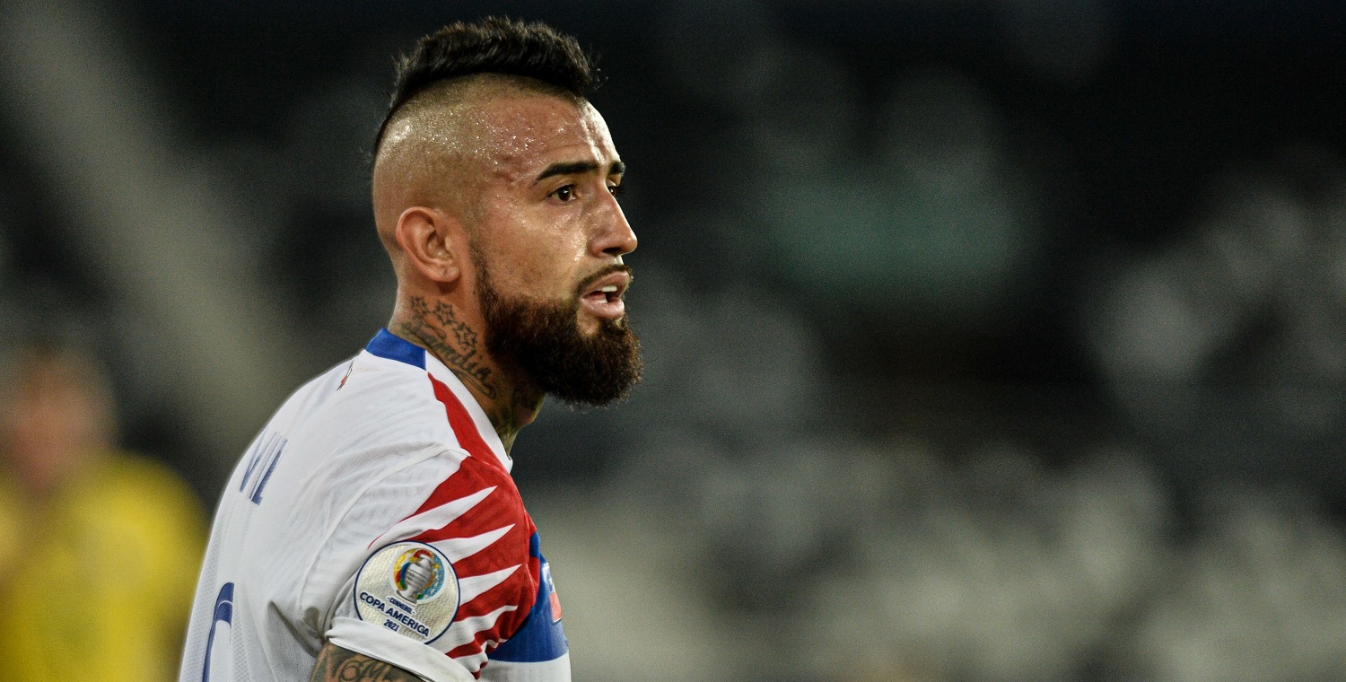 Vidal se fue en picada contra árbitro tras derrota ante Brasil: 