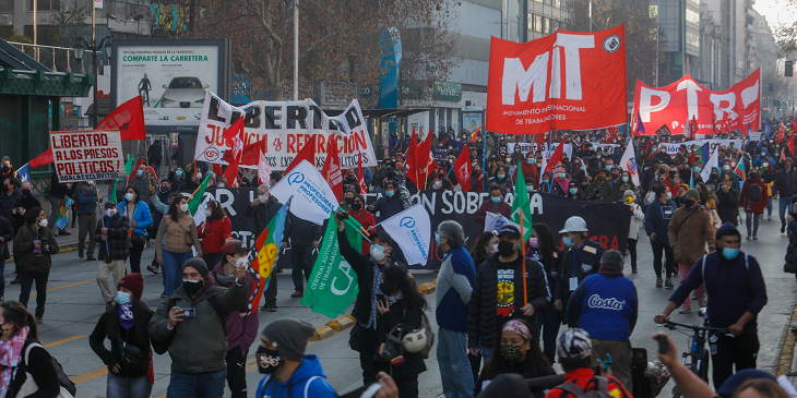 Convención Constituyente: se registran algunos incidentes en el perímetro del ex Congreso Nacional
