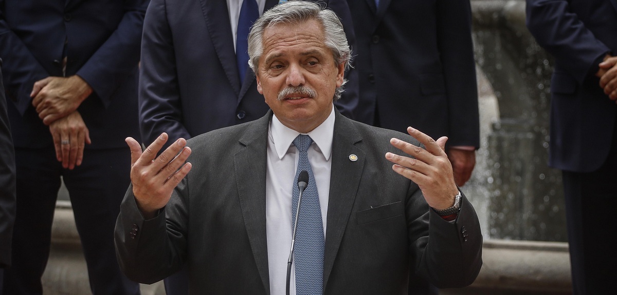 Argentina aprobó primer DNI no binario en América Latina: personas podrán identificarse con una 'X'