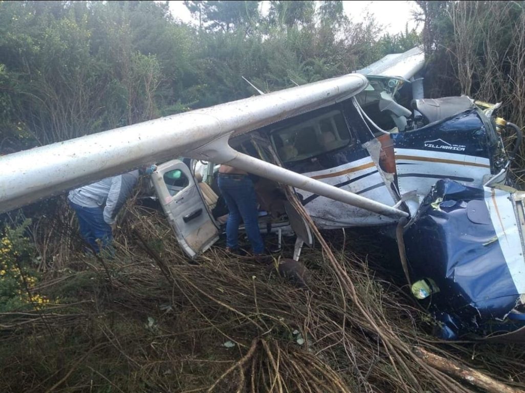Avioneta con tripulantes cayó en trayecto de Isla Mocha a Tirúa: hay 5 lesionados