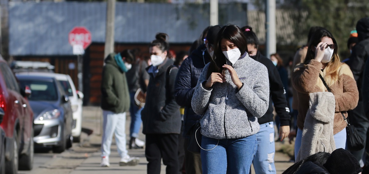 Minsal anuncia cambios en calendario de vacunación contra el COVID-19 para agosto