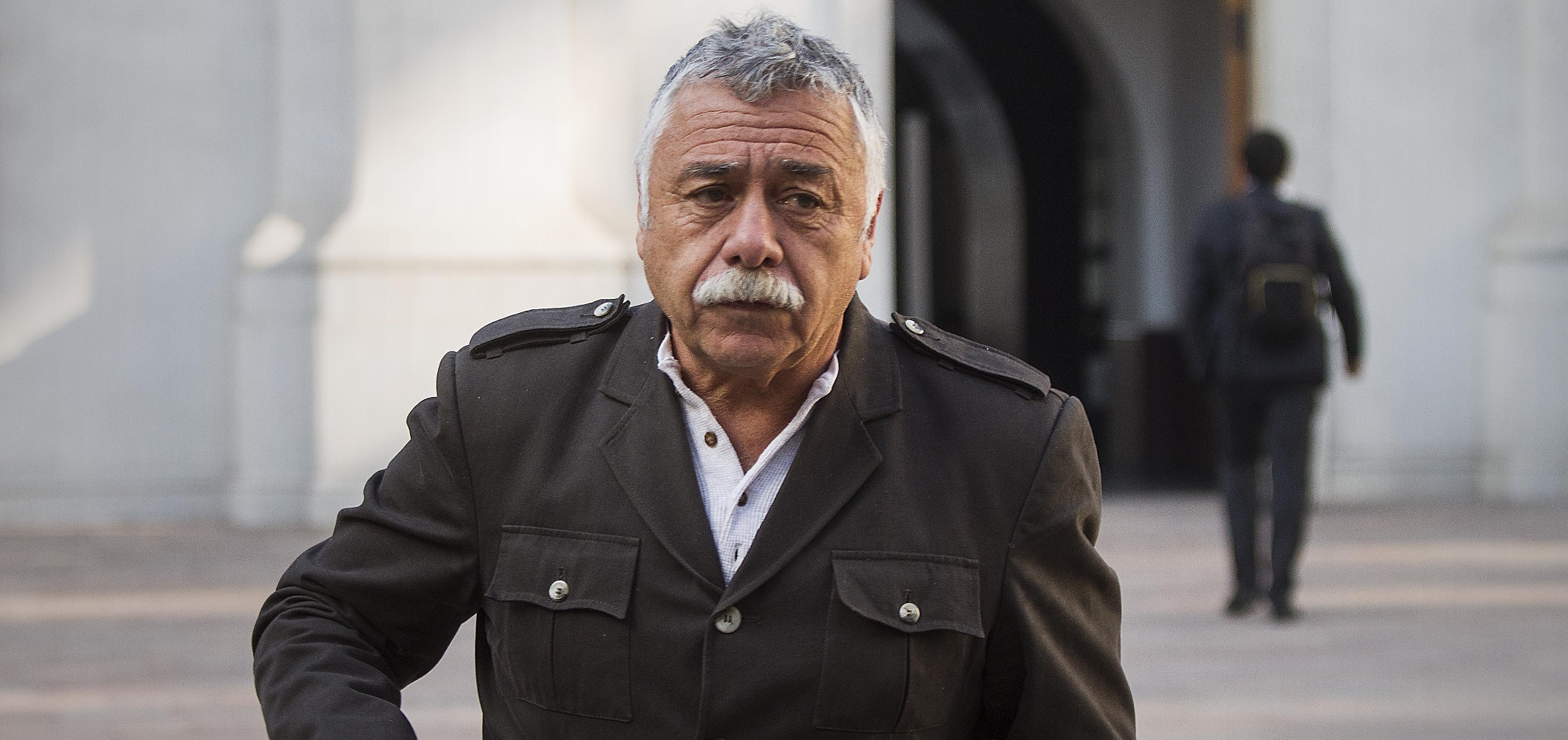 Carlos Caszely tendrá que ingresar a pabellón para someterse a cirugía a sus 71 años