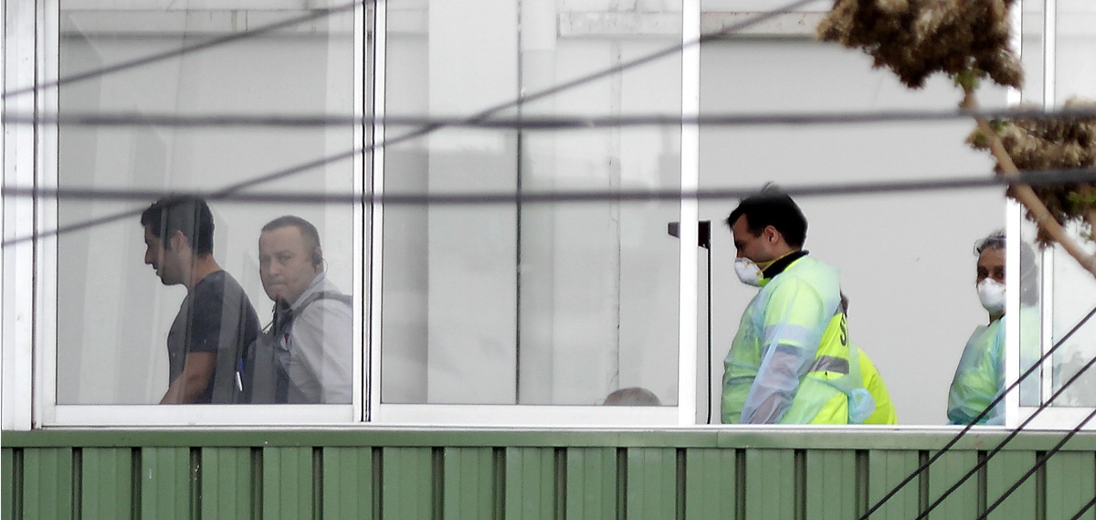 Cuatro pacientes internados en hospital capitalino: sospechan contagio con variante de COVID-19