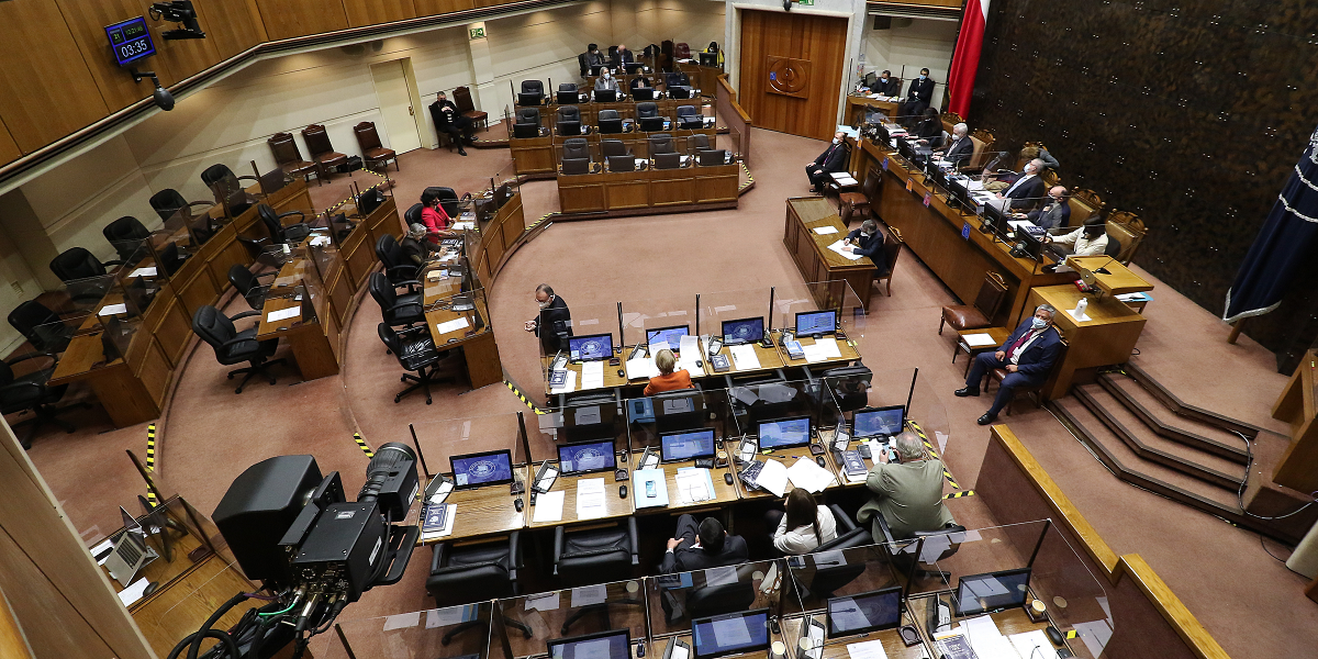 Senado despachó a ley proyecto de trabajo a distancia para cuidado de niños en caso de pandemia