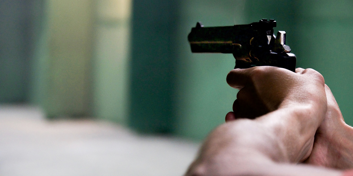 Hombre disparó contra ladrones que intentaron robar en su hogar y terminó con una bala en el rostro