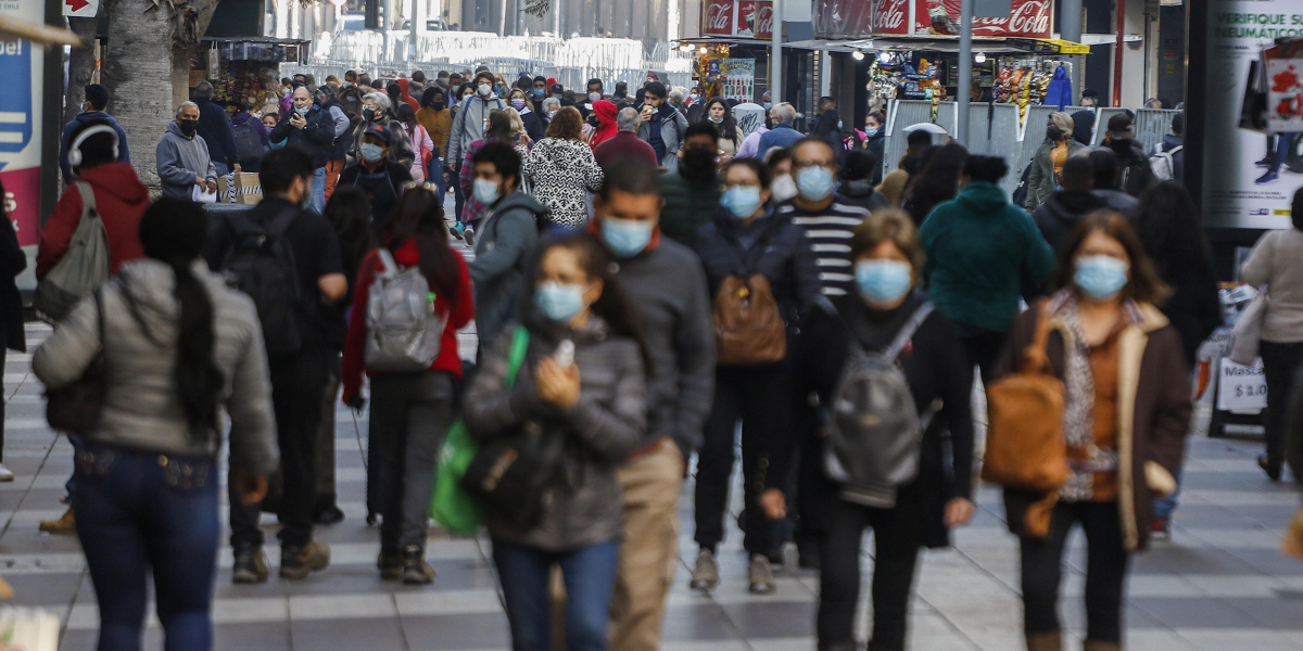 Sin retrocesos: Minsal anuncia que 28 comunas avanzan a Apertura Inicial a partir del miércoles