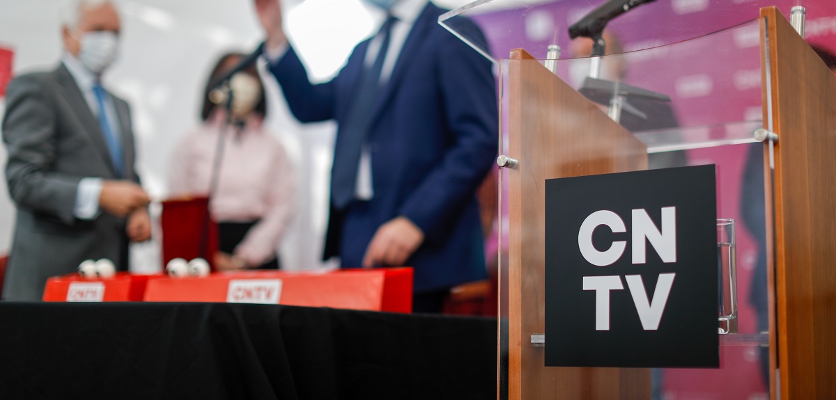 Estudio CNTV: 1 de cada 5 personas que vieron la franja votaron en las primarias presidenciales