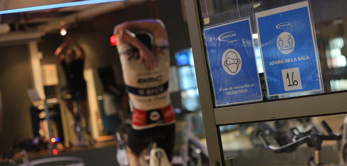 Ante la apertura de gimnasios ¿qué cuidados debo tener en estos recintos?