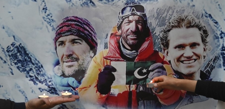 Hallan cuerpo del chileno Juan Pablo Mohr y otros dos montañistas desaparecidos en el K2