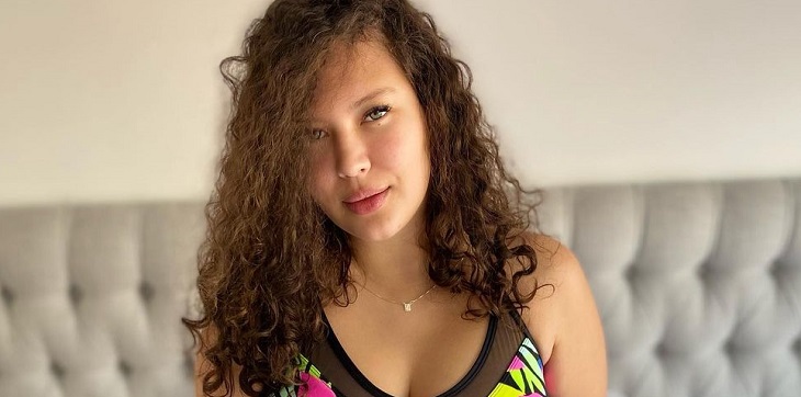 Michelle Carvalho contó entre lágrimas que es víctima de acoso: 