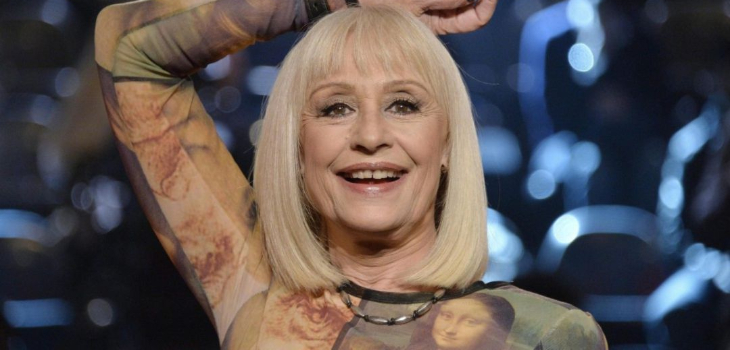 Murió a los 78 años la icónica cantante y actriz italiana Raffaella Carrà