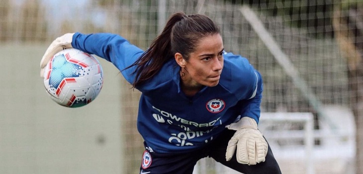 Arquera de Santiago Morning se mostró 