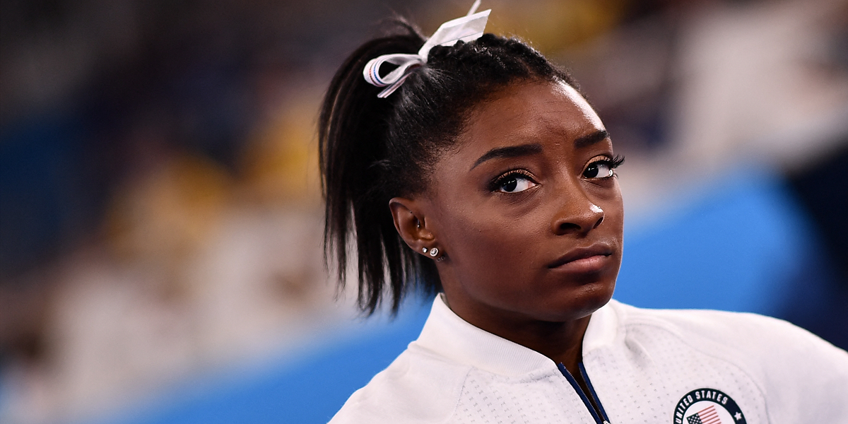 “No sé qué hacer”: Biles mostró video de sus prácticas que evidencian complejo momento emocional