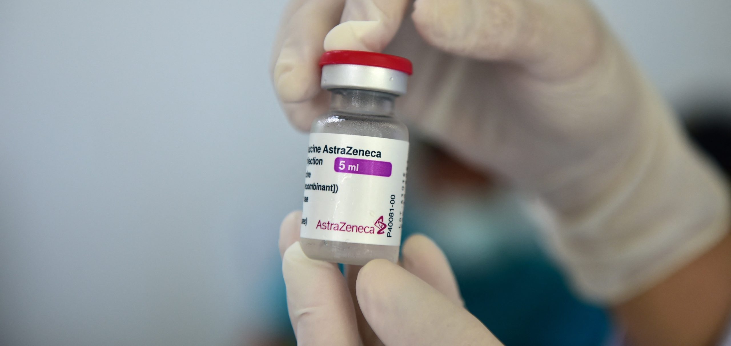 Insólito caso en Australia: hombre se vacunó cuatro veces contra el coronavirus