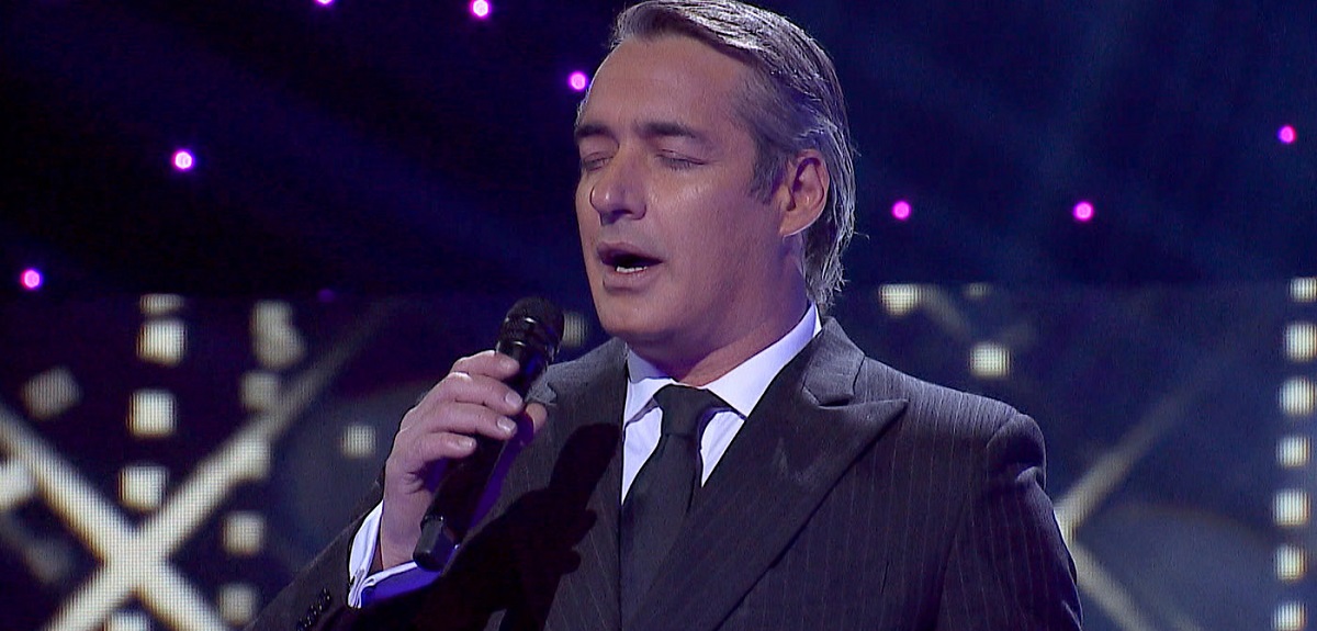 The Covers: José Luis Repenning encantó a televidentes con sorpresiva imitación de Frank Sinatra