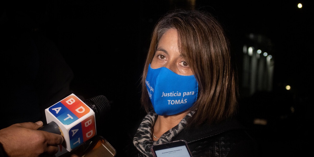 Abuela de Tomás Bravo tras reunión clave con fiscal: “Mi hija está súper mal