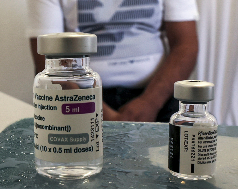 AtraZeneca efectos adversos