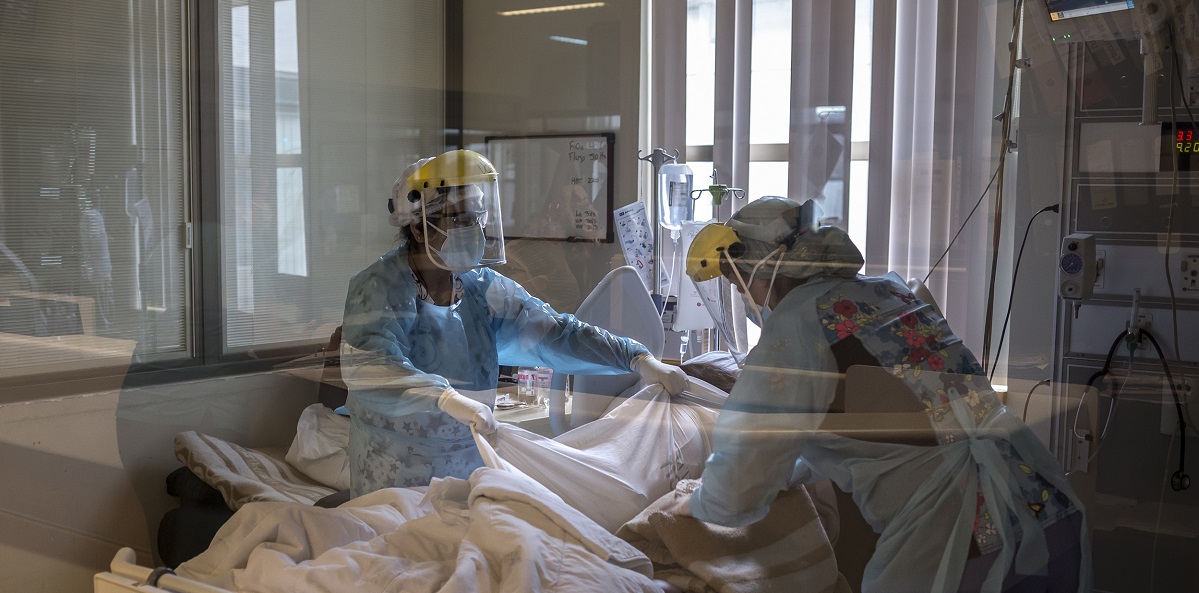 Bajan los casos: último balance del Minsal reportó 966 contagios nuevos de COVID-19 en el país