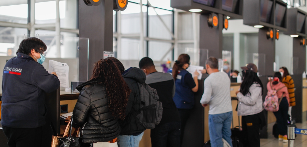 Minsal disminuye cuarentena obligatoria para viajeros que lleguen desde el extranjero