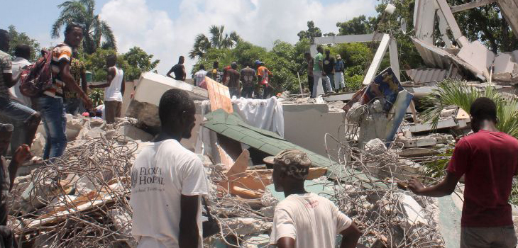 Aumentan a 724 los muertos y a más de 2.800 los heridos por terremoto en Haití